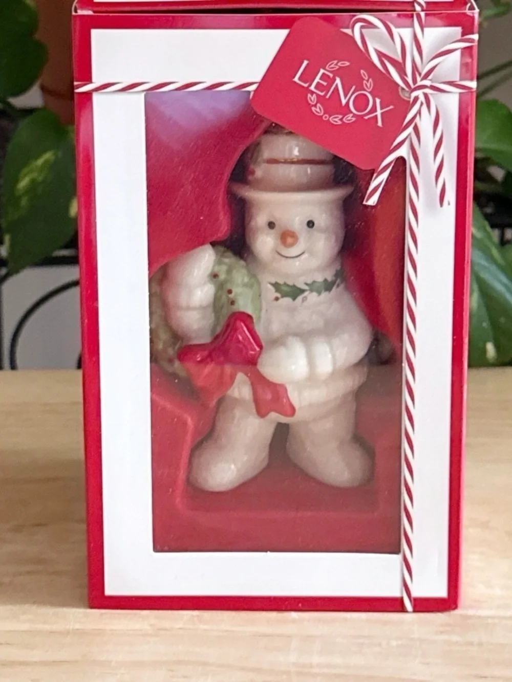 Lenox Holiday Snowman Holding Wreath Fine China Christmas 3” Inch Ornament NIB